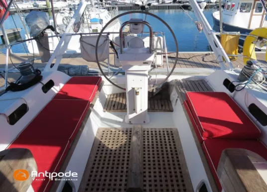 ALUBAT - OVNI 395 - 67