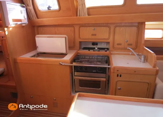 ALUBAT - OVNI 395 - 8