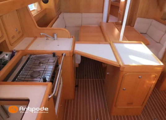 ALUBAT - OVNI 395 - 9