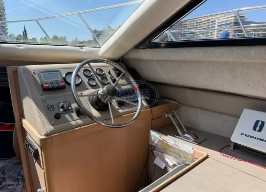 BAYLINER - 2858 CIERA - 13