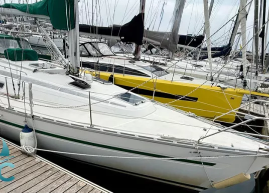BAVARIA YACHTS - BAVARIA 38 - 2