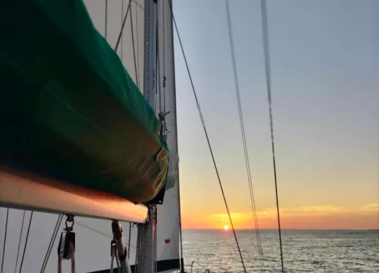 BAVARIA YACHTS - BAVARIA 38 - 3