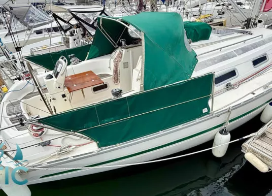 BAVARIA YACHTS - BAVARIA 38 - 4