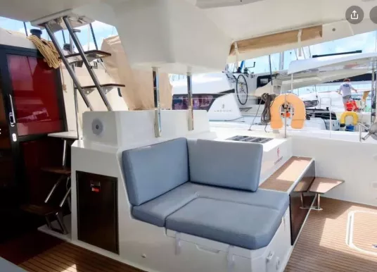 FOUNTAINE PAJOT - ELBA 45 - 11