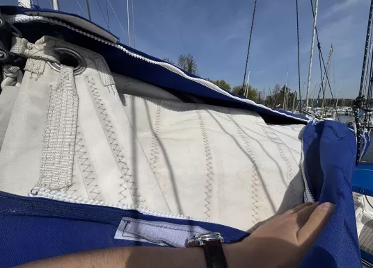 BAVARIA - 36 CRUISER - 15