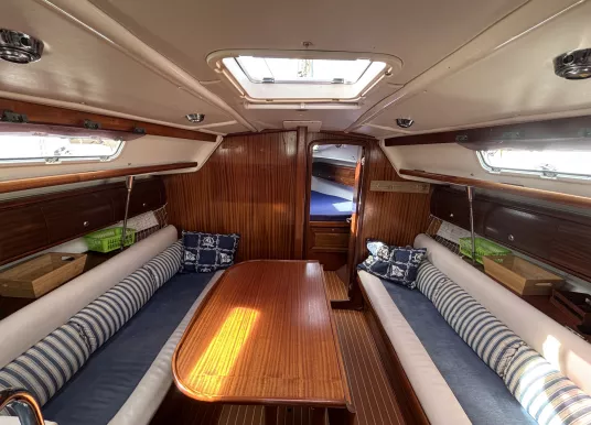 BAVARIA - 36 CRUISER - 4