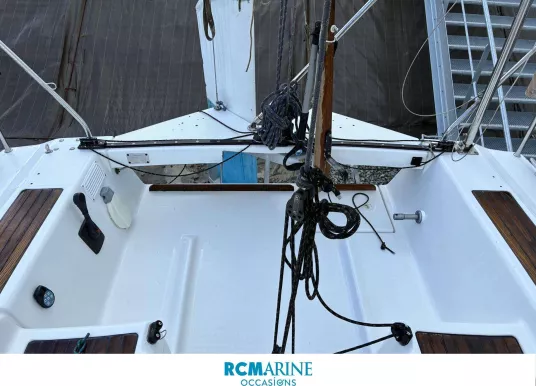 BENETEAU - FIRST 27.7 - 28