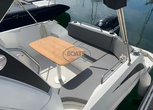 BENETEAU - Antarès 7 - 12