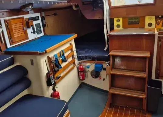 RANGER YACHTS - RANGER 32 - 9