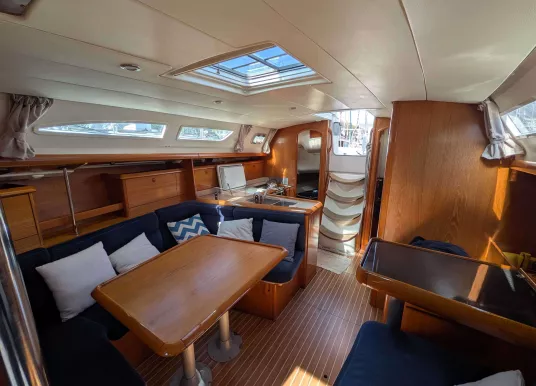 JEANNEAU - SUN ODYSSEY 37 - 2