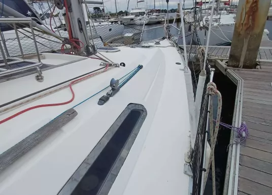 DUFOUR YACHTS - DUFOUR 30 DI - 11