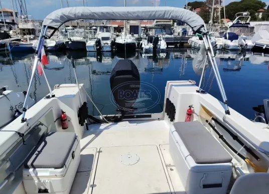 SEASWIRL - Seaswirl Striper 2600 walkaround américain open de pêche sportive - 4