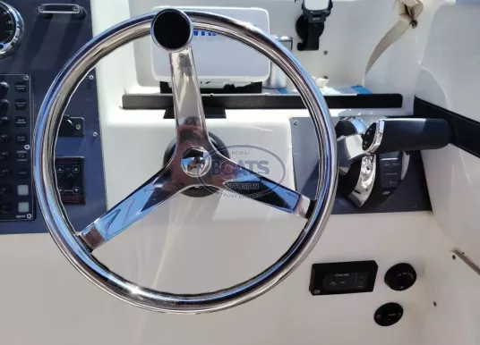 SEASWIRL - Seaswirl Striper 2600 walkaround américain open de pêche sportive - 10