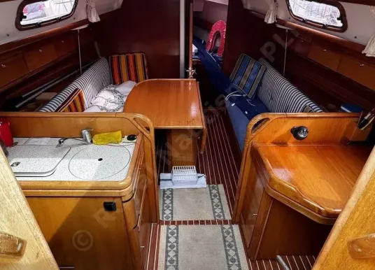 BAVARIA - BAVARIA 30 CRUISER - 8