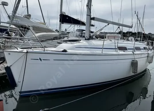 BAVARIA - BAVARIA 30 CRUISER