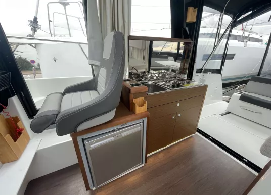 JEANNEAU - MERRY FISHER 895 - 10
