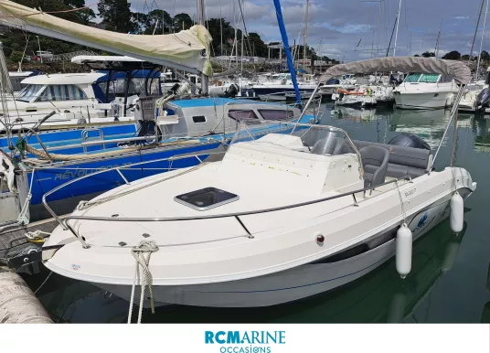 PACIFIC CRAFT - PACIFIC CRAFT 630 SUN CRUISER