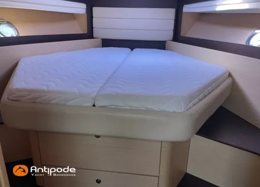 BENETEAU - MONTE CARLO 37 - 33