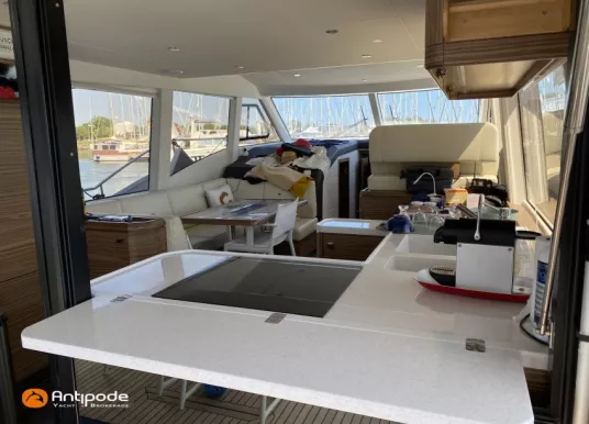 SEAWAY YACHTS - GREENLINE 48 FLY - 8