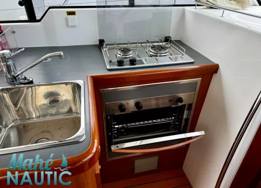 BENETEAU - Antares 9.80 - 3