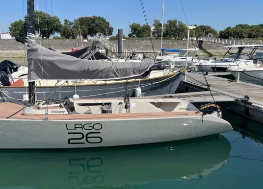 CHAMPIONSHIPS YACHTING - LAGO 26 SPEEDSTER - 5