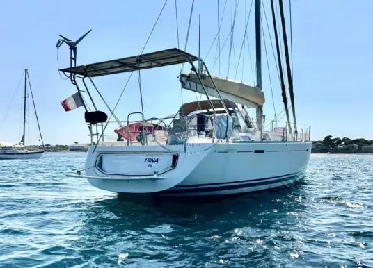 DUFOUR - 525 GL - 11