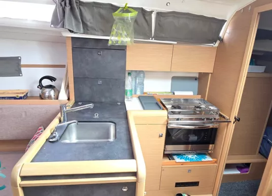 JEANNEAU - SUN ODYSSEY 349 - 6