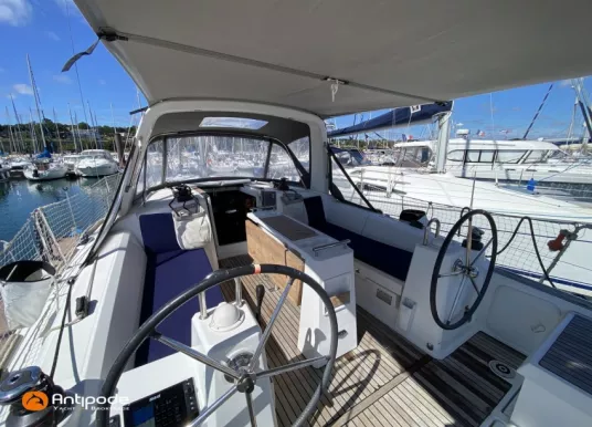 BENETEAU - OCEANIS 35.1 - 64
