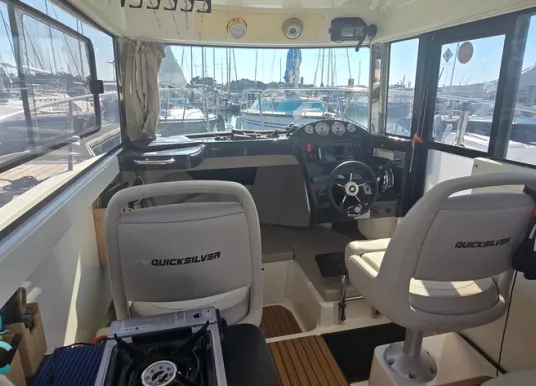 QUICKSILVER - Pilothouse 755 - 8