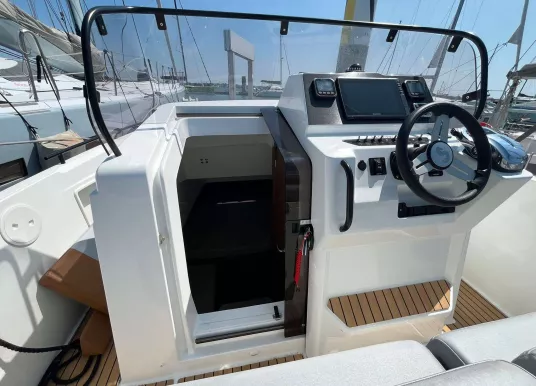BENETEAU - FLYER 9 SPACEDECK - 8