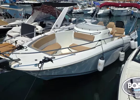 JEANNEAU - CAP CAMARAT 7.5 CC