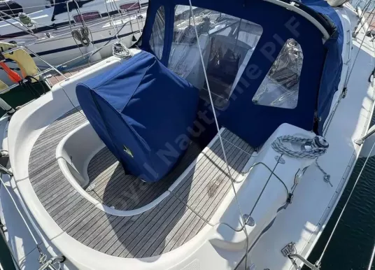 BAVARIA - BAVARIA 37 CRUISER - 9
