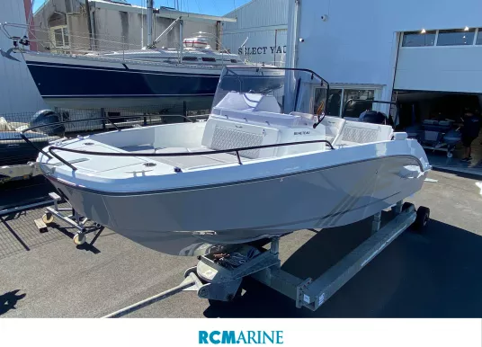 BENETEAU - FLYER 7 SPACEDECK