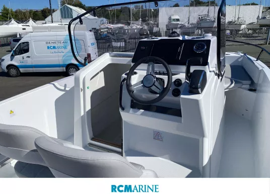 BENETEAU - FLYER 7 SPACEDECK - 4