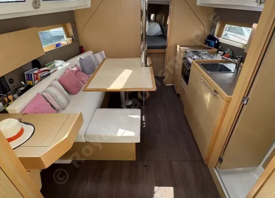 BENETEAU - Oceanis 38 - 11