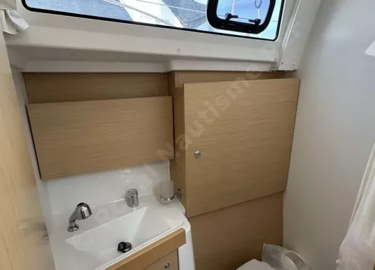 BENETEAU - Oceanis 38 - 17