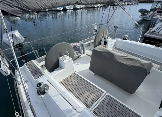 BENETEAU - Oceanis 38 - 5