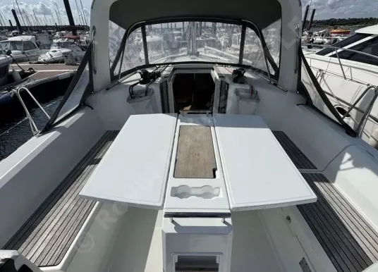 BENETEAU - Oceanis 38 - 10