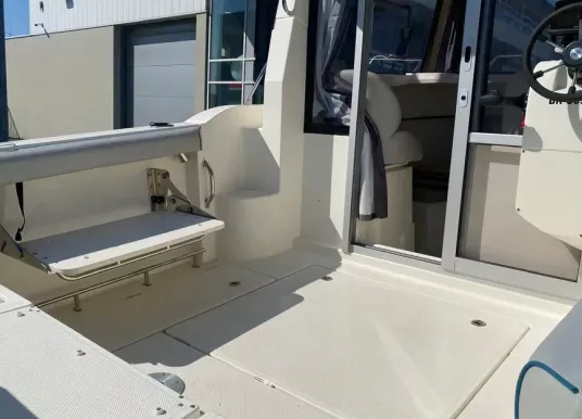 QUICKSILVER - 625 pilothouse - 15