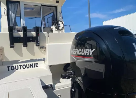 QUICKSILVER - 625 pilothouse - 4