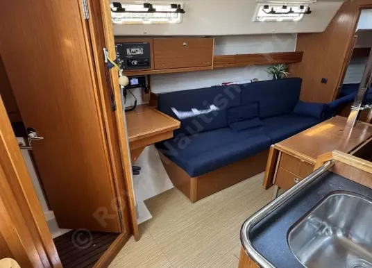 BAVARIA - Cruiser 32 - 19