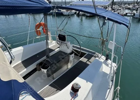 BAVARIA - Cruiser 32 - 5