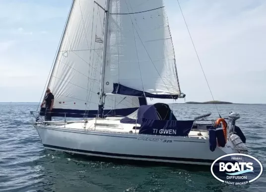 BENETEAU - FIRST 325