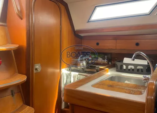 BENETEAU - FIRST 325 - 9