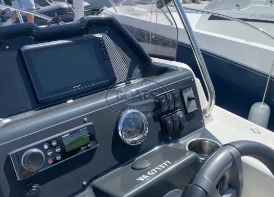 QUICKSILVER - ACTIV 755 SUNDECK - 7