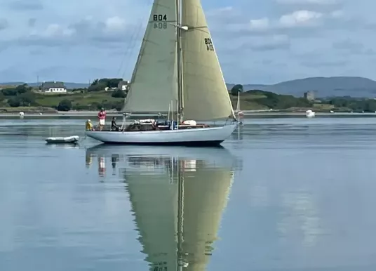 LAURENT GILES - 42' Sloop
