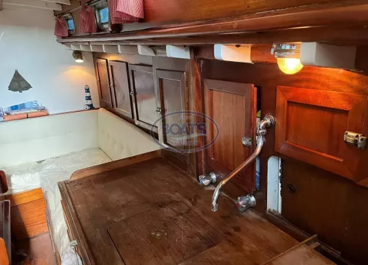 LAURENT GILES - 42' Sloop - 14