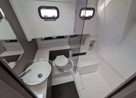 WELLCRAFT - WELLCRAFT 355 EXPLORER - 19