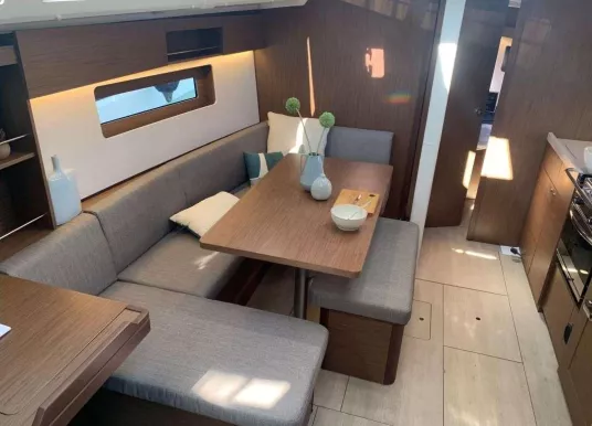 BENETEAU - OCEANIS 37.1 - 11