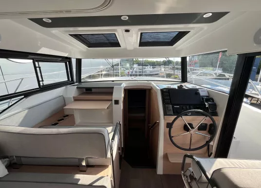 BENETEAU - SWIFT TRAWLER 37 FLY - 17